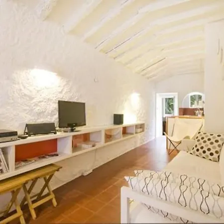 Apartment Cosy Santos, Calm Street, Embassies Area