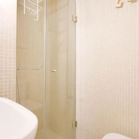 Cosy Santos, Calm Street, Embassies Area * Lisbon